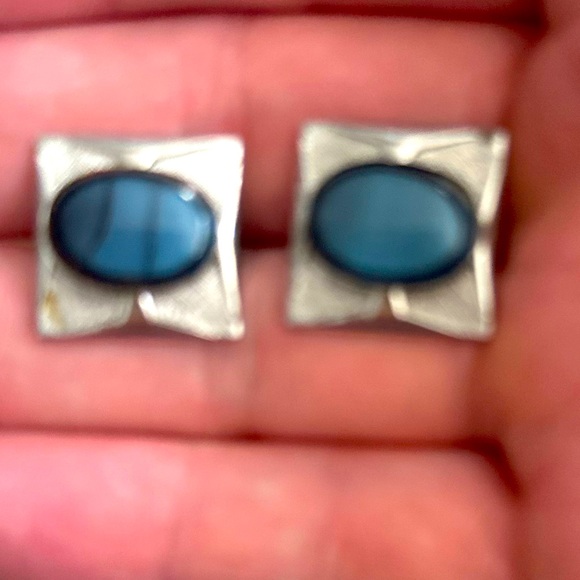 Stone and silver tone Cufflinks - Picture 1 of 2
